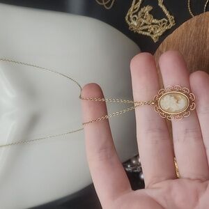 Krementz cameo antique necklace N2833‎ fine jewelry dainty elegant femme